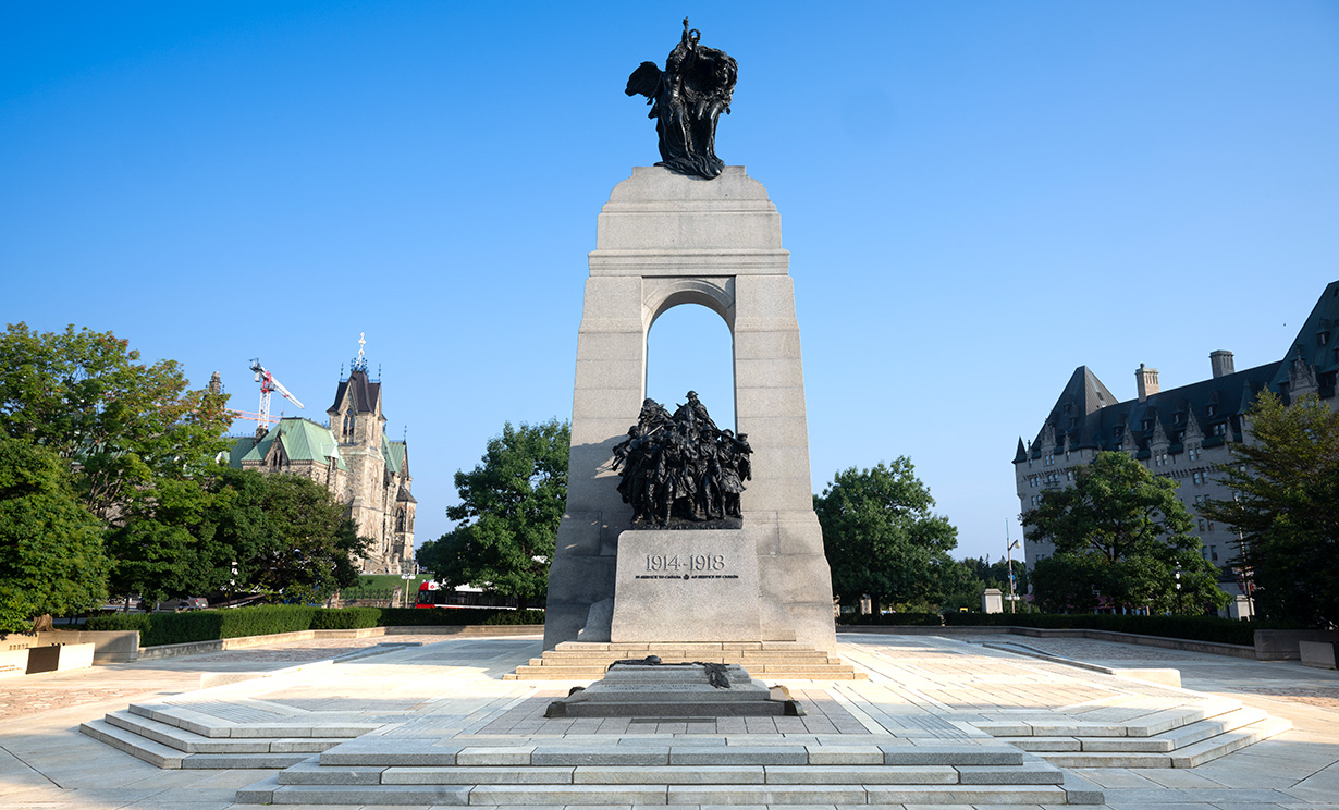 Tomb of the Unknown Soldier at the National War Memorial in Ottawa