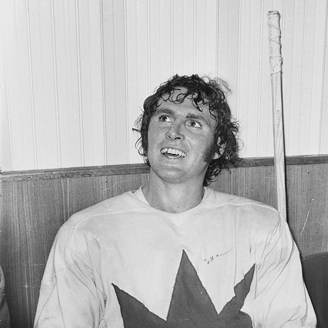 Paul Henderson in the locker room during the 1972 Summit Series. Photo taken by Frank Lennon of the Toronto Star Paul Henderson in the locker room during the 1972 Summit Series. Photo taken by Frank Lennon of the Toronto Star